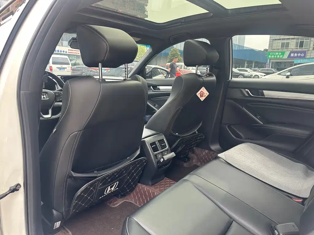 Honda Inspire 2023 — фото 15