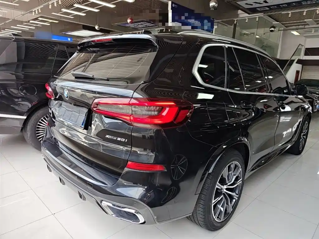 BMW X5 2021 — фото 7