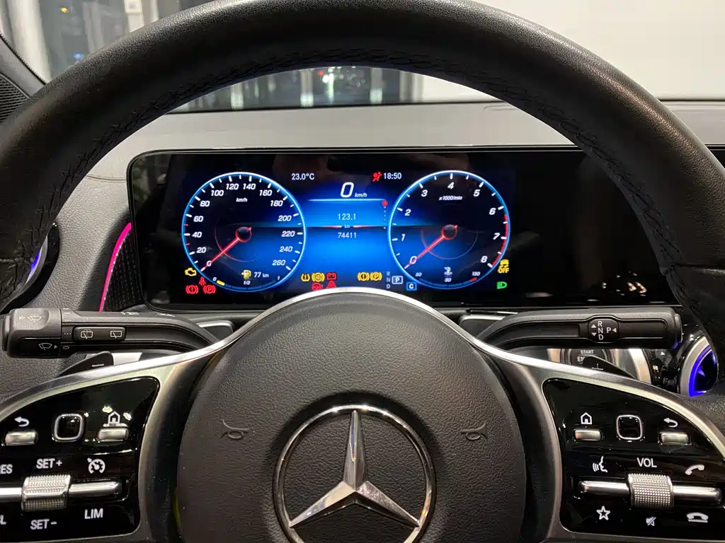 Mercedes-Benz GLB 2022