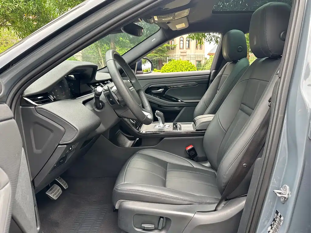 Land Rover Range Rover Evoque 2020 — фото 13