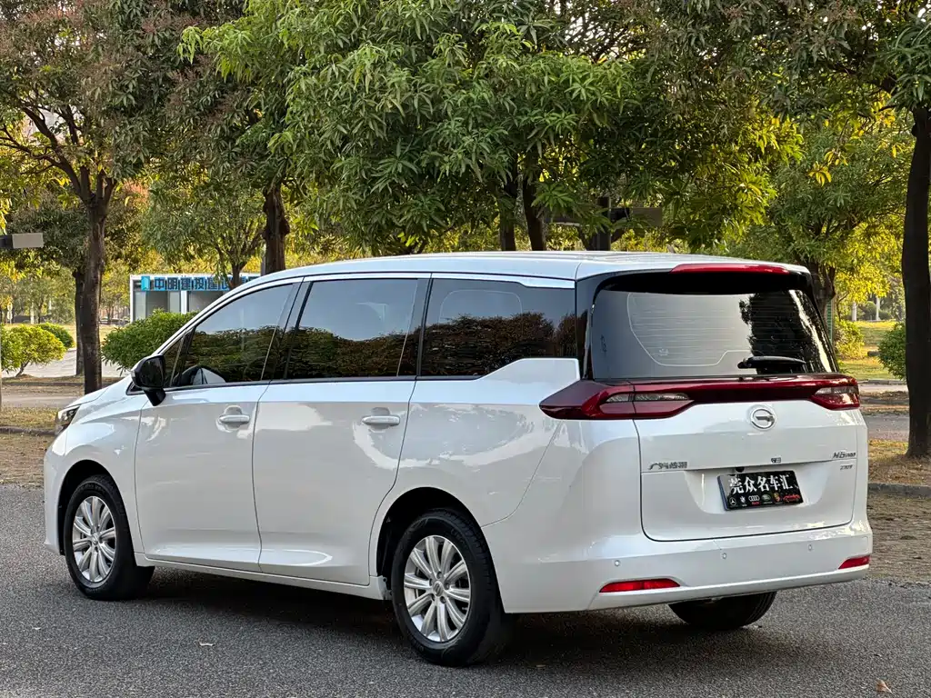 GAC Motor Trumpchi M6 2023 — фото 9