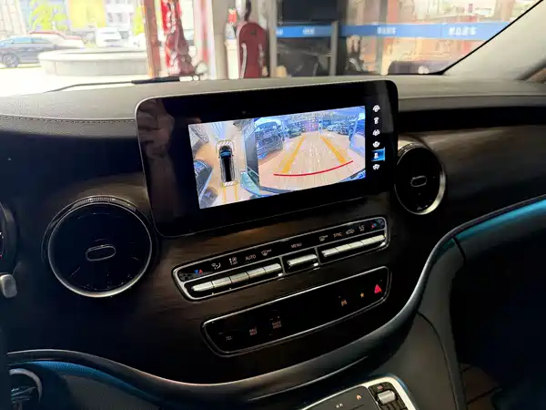 Mercedes-Benz V-Class 2020