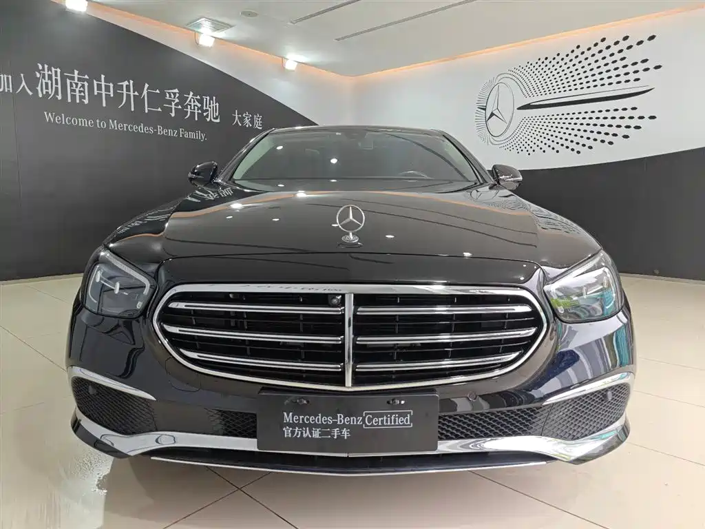 Mercedes-Benz E-Class 2023 — фото 2