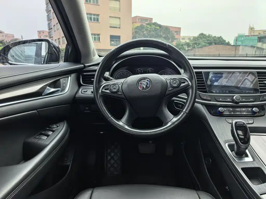 Buick LaCrosse 2020 — фото 12