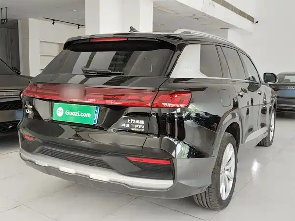 Audi Q6 2024