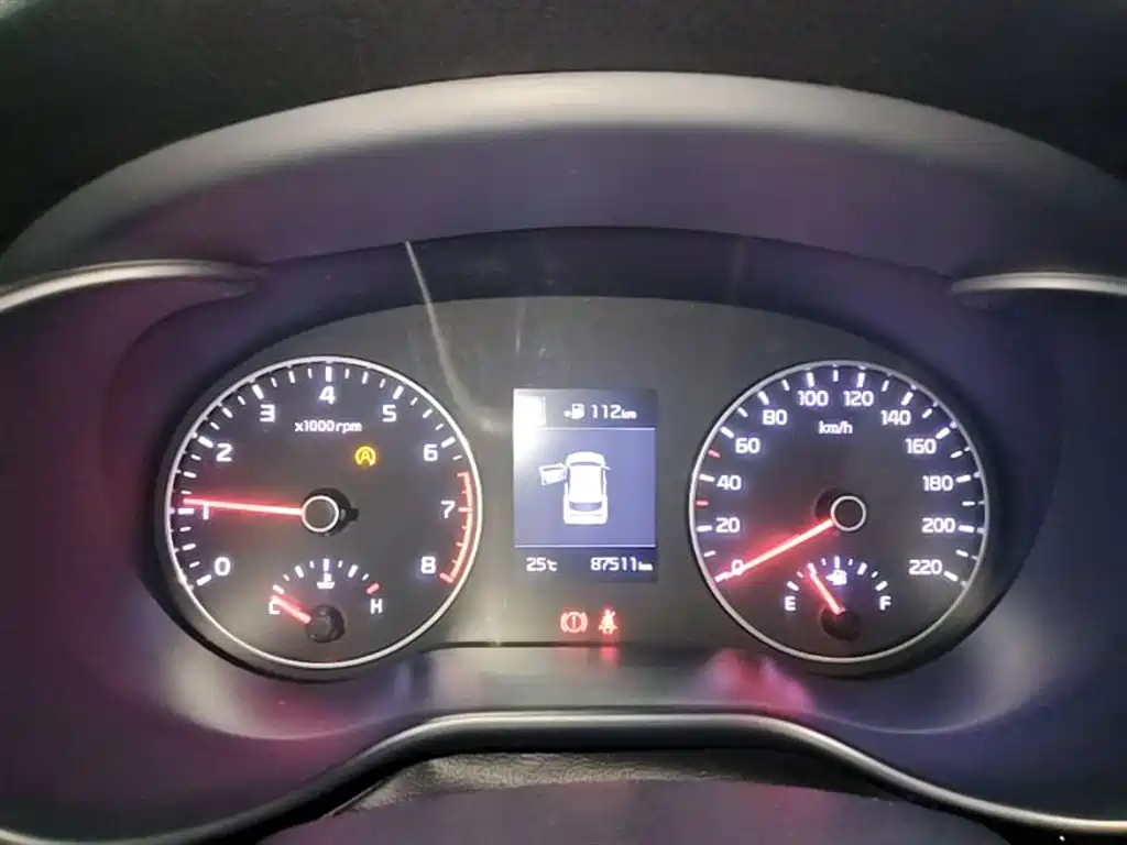 Kia KX Cross 2018 — фото 12