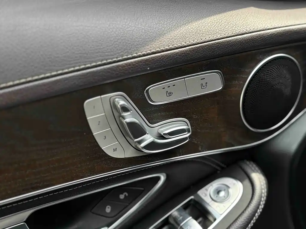 Mercedes-Benz GLC 2020 — фото 12