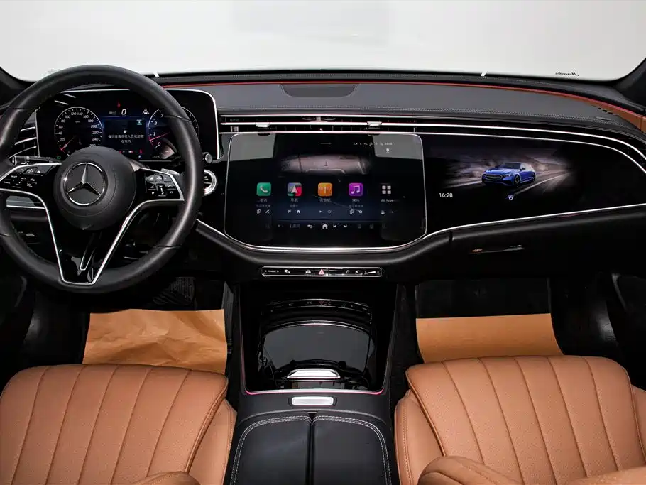 Mercedes-Benz E-Class 2025 — фото 14