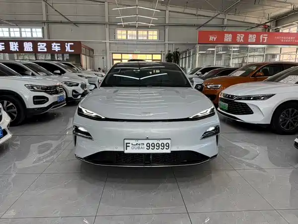 Geely Galaxy Starshine 8 2026