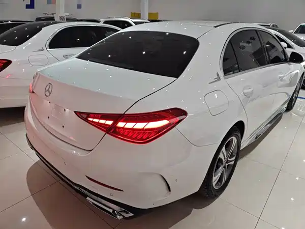 Mercedes-Benz C-Class 2022