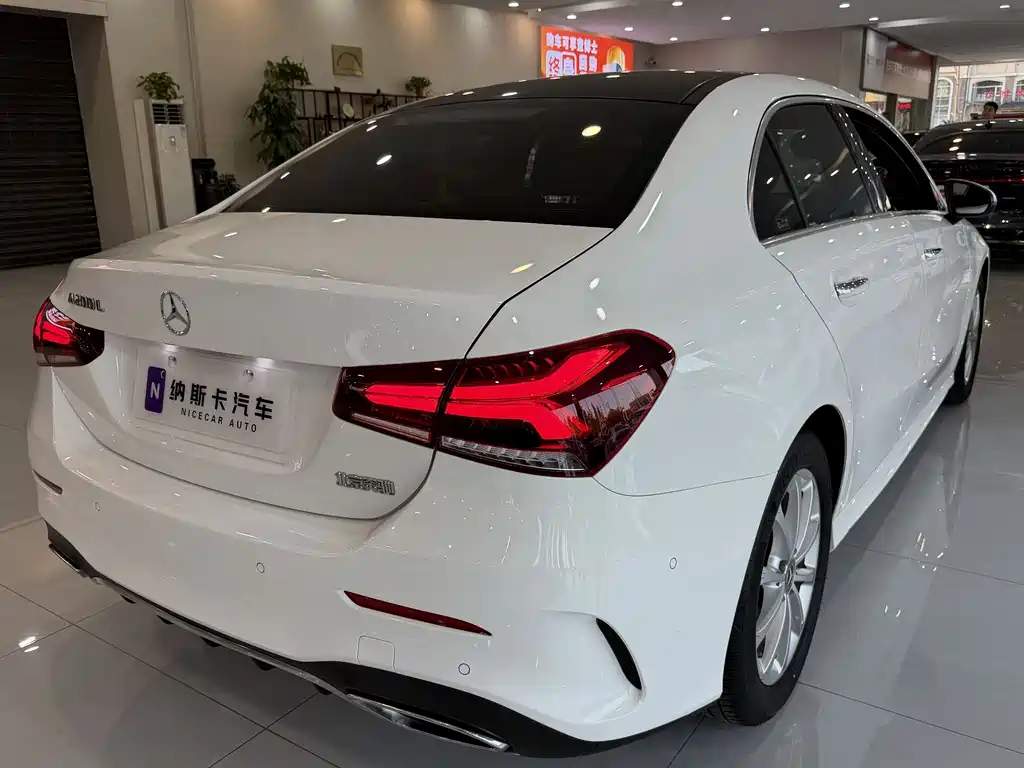 Mercedes-Benz A-Class 2021 — фото 4