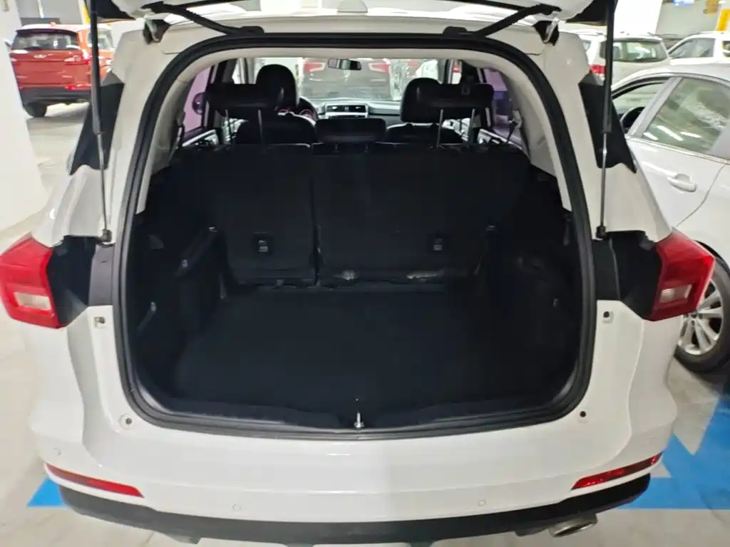 Haval M6 2018 — фото 19