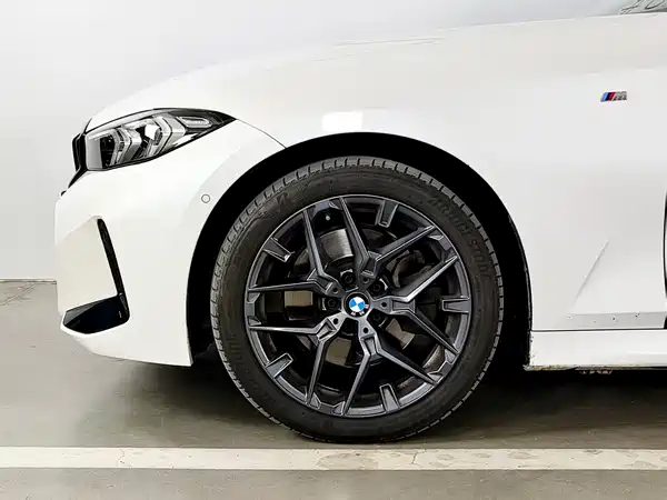 BMW 3 Series 2025