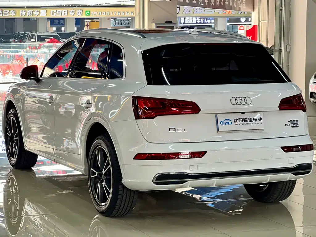 Audi Q5L 2019 — фото 12