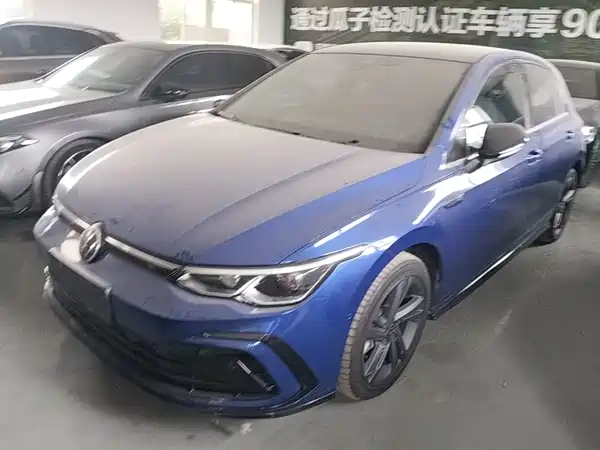 Volkswagen Golf 2021