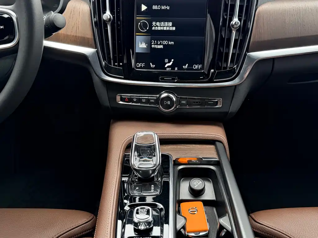 Volvo S90 2021 — фото 13