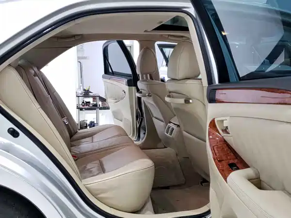 Toyota Crown 2009