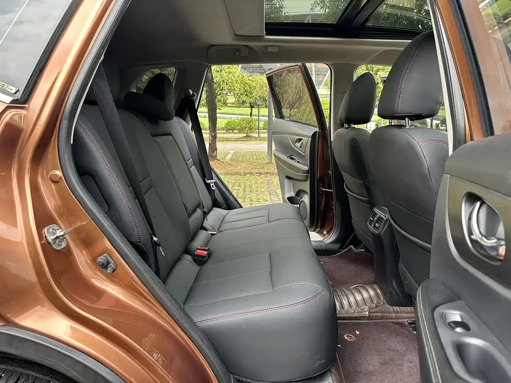 Nissan X-Trail 2015 — фото 6