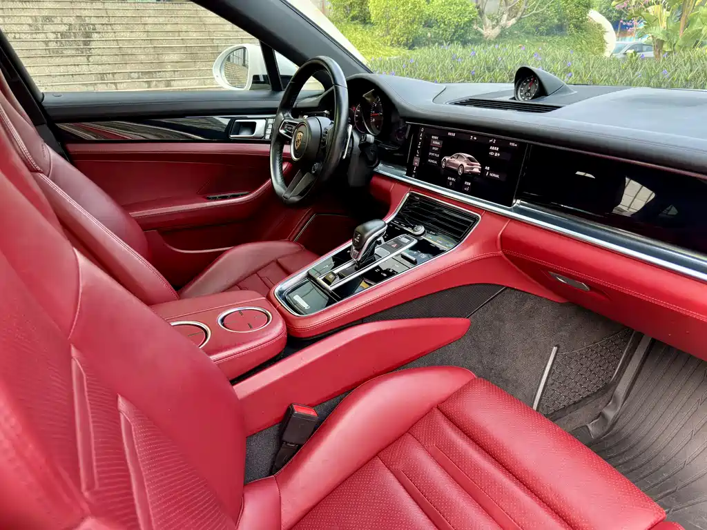 Porsche Panamera 2021 — фото 11