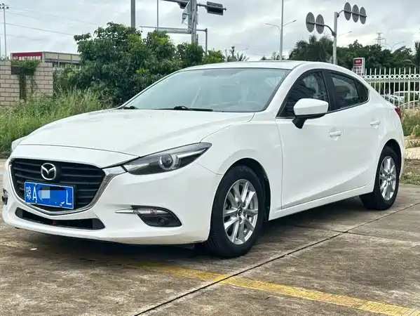 Mazda 3 Axela 2019
