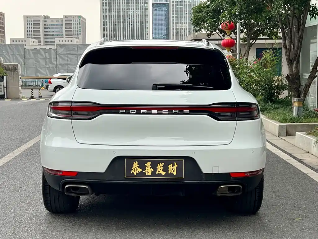 Porsche Macan 2020 — фото 9