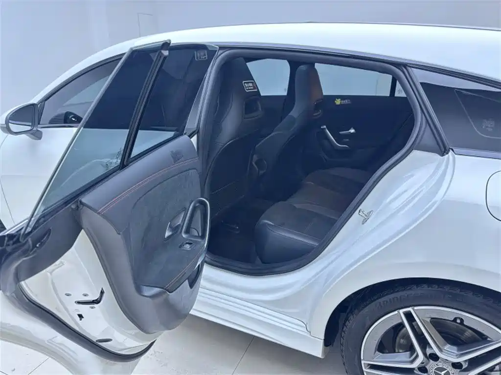 Mercedes-Benz CLA 2022 — фото 9