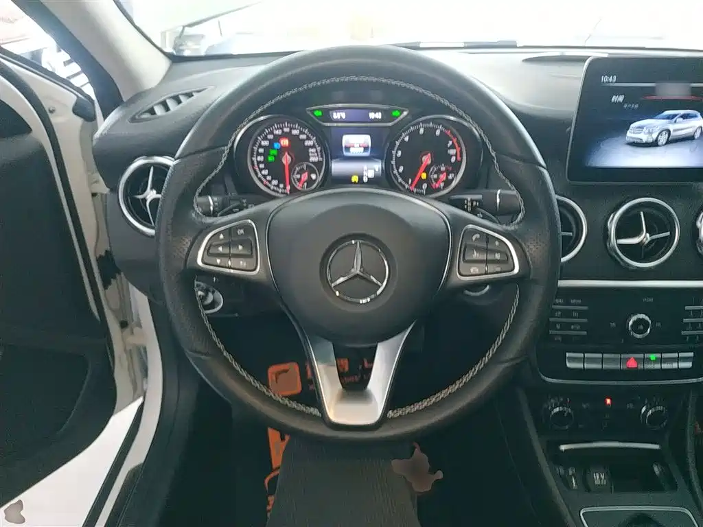 Mercedes-Benz GLA 2018 — фото 3