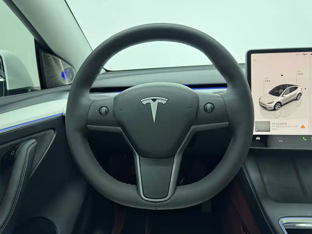 Tesla Model Y 2023 — фото 13