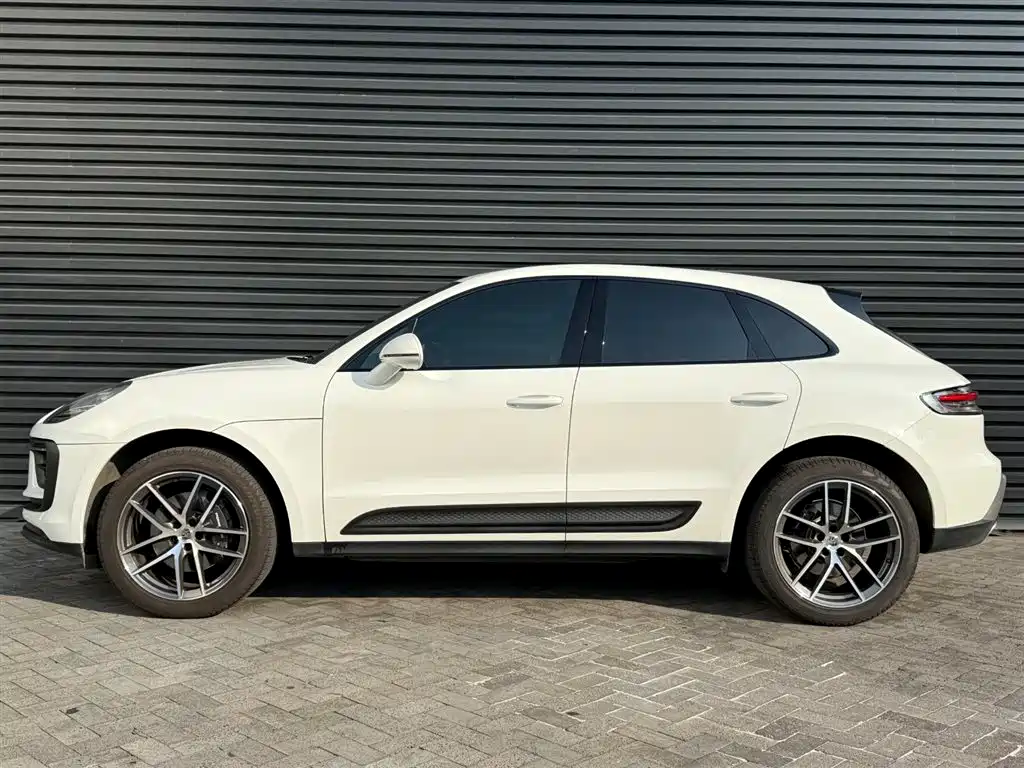 Porsche Macan 2024 — фото 4
