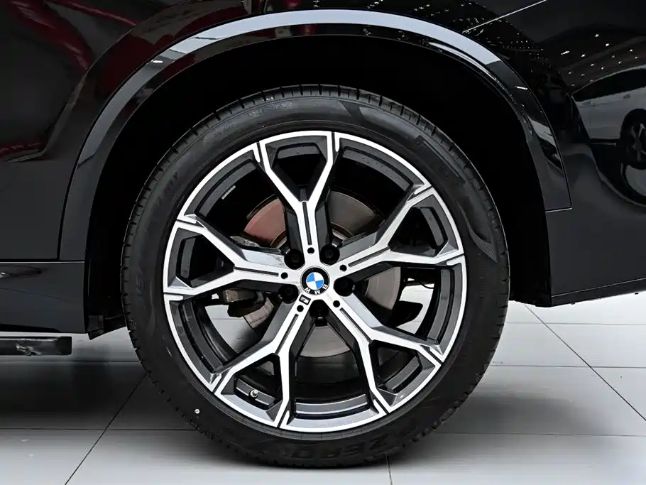 BMW X5 2026 — фото 35