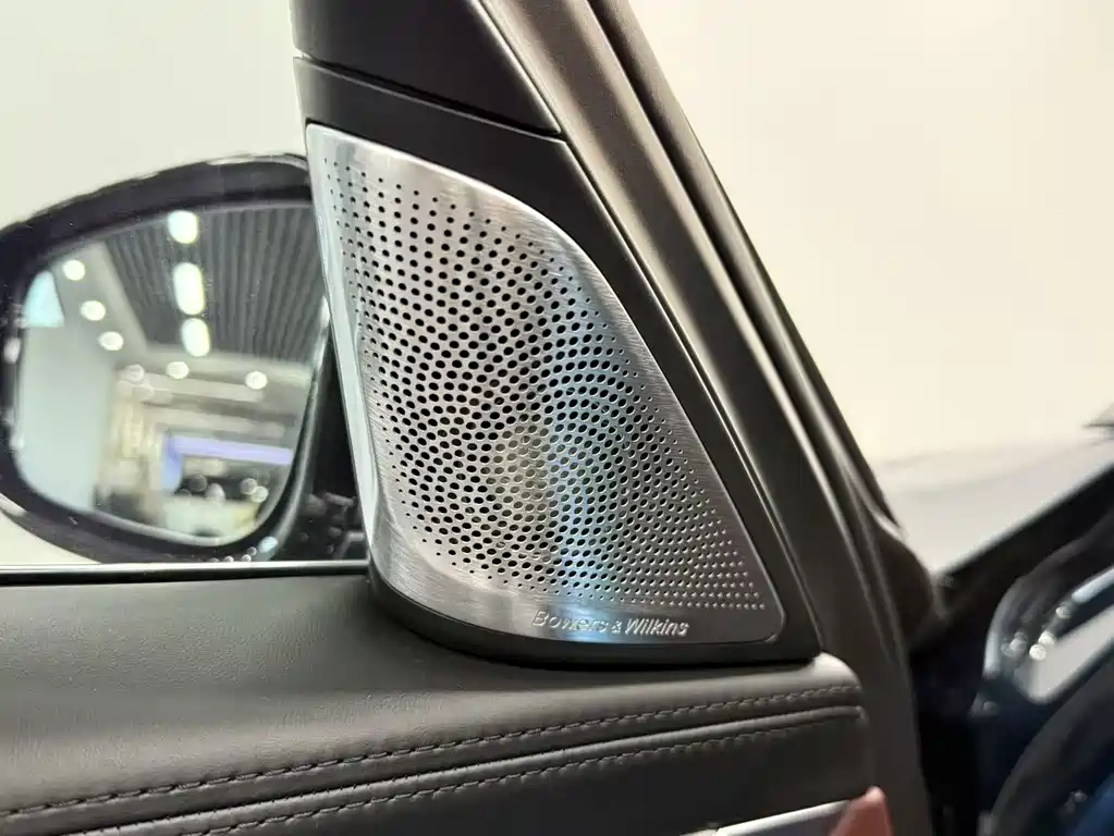 BMW 7 Series 2021 — фото 18