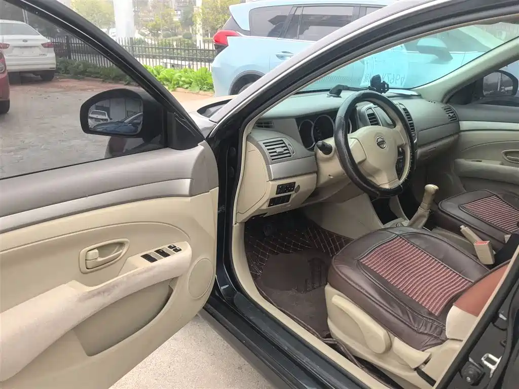 Nissan Sylphy 2016 — фото 16