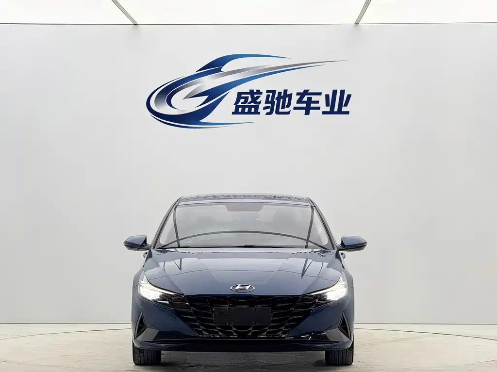 Hyundai Elantra 2023