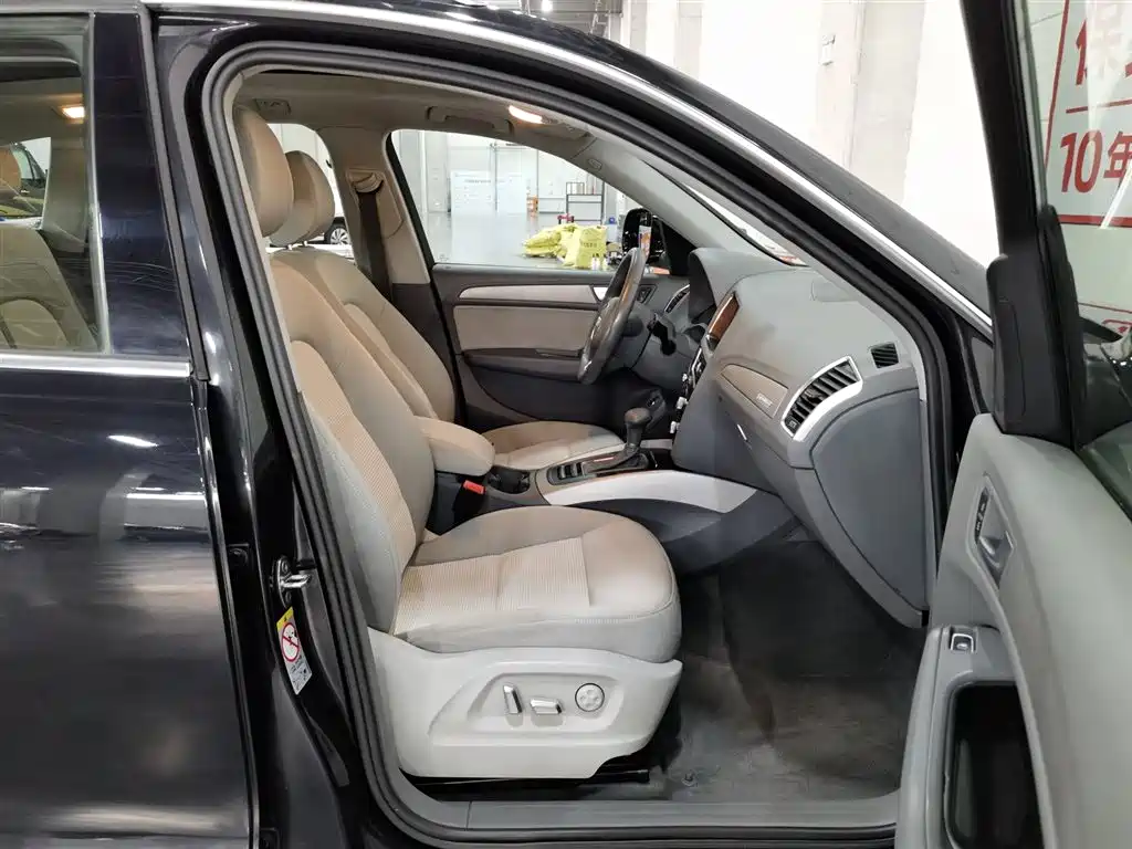 Audi Q5 2015 — фото 23