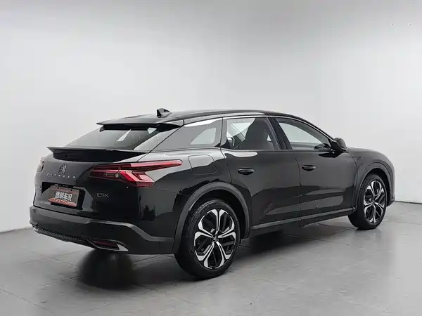 Citroën Versailles C5 X 2022