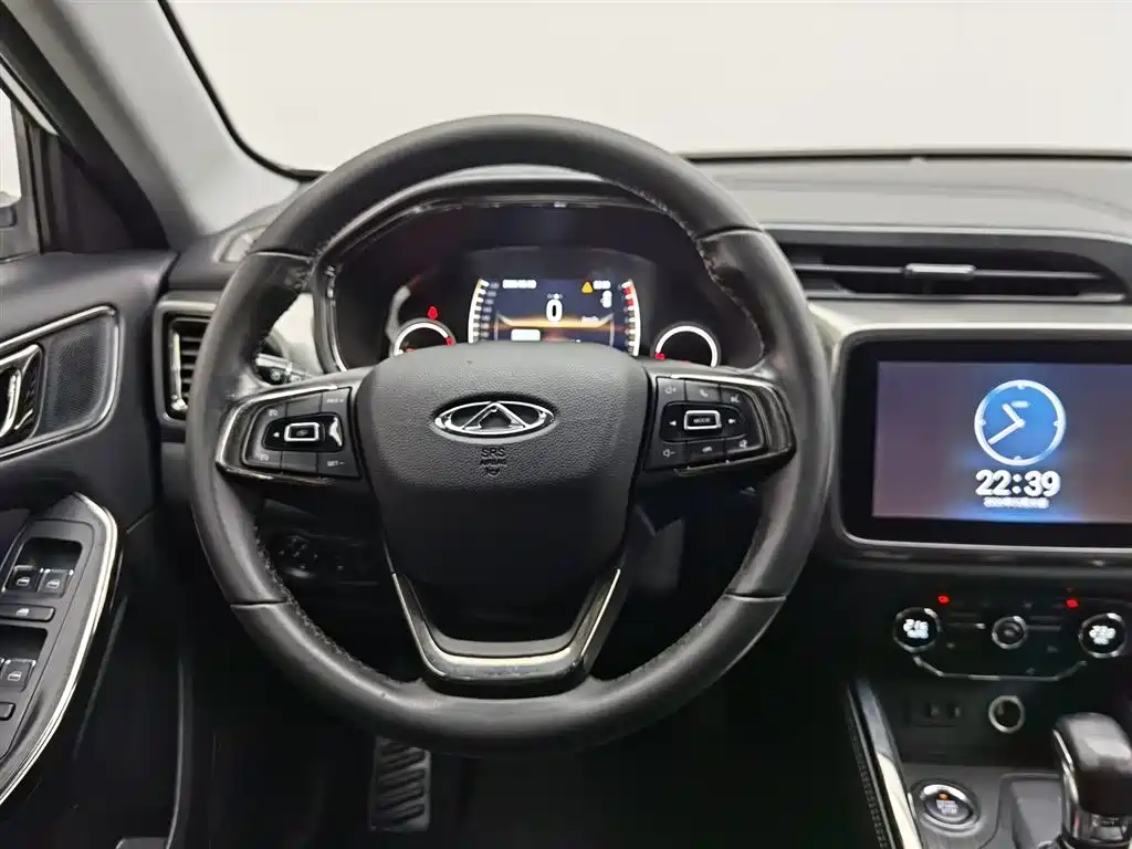 Chery Tiggo 8 2018 — фото 11