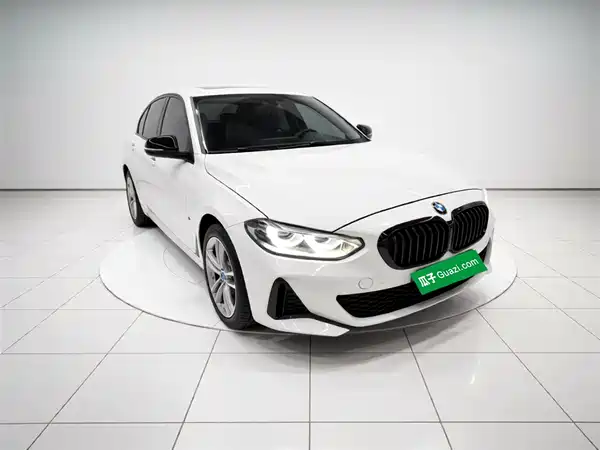 BMW 1 Series 2021
