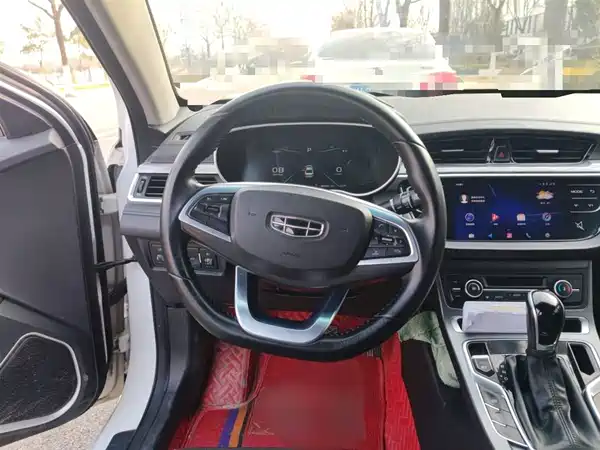 Geely Emgrand 2019