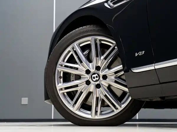 Bentley Flying Spur 2022