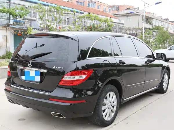 Mercedes-Benz R-Class 2011