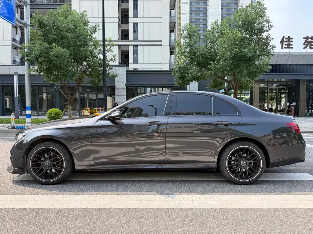 Mercedes-Benz E-Class 2018 — фото 4
