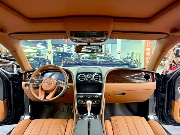 Bentley Flying Spur 2016