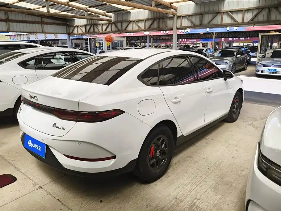 BYD Qin PLUS 2025 — фото 3