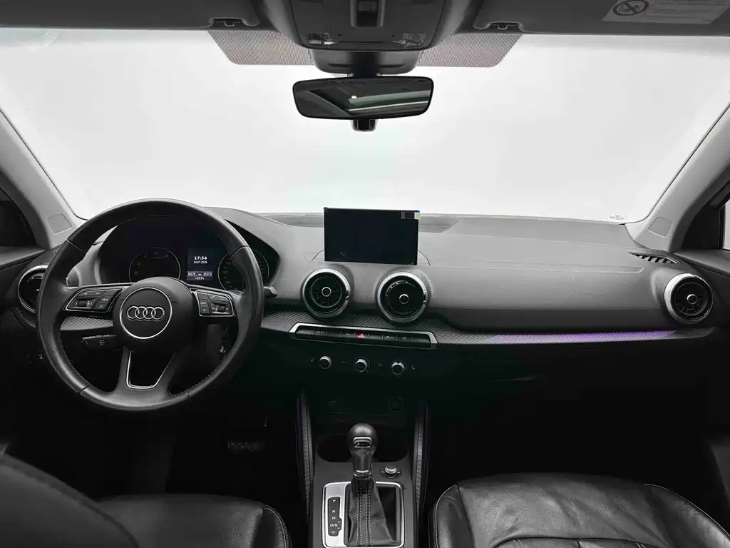 Audi Q2L 2022 — фото 14