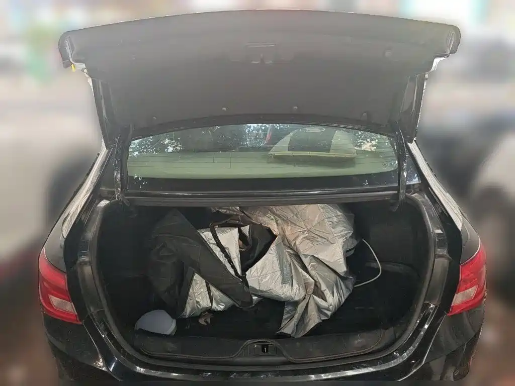 Buick Excelle 2015 — фото 20