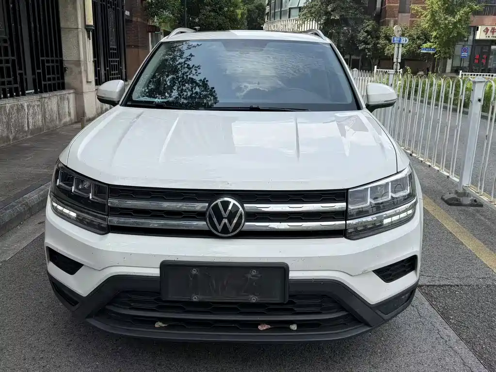 Volkswagen Tharu 2021