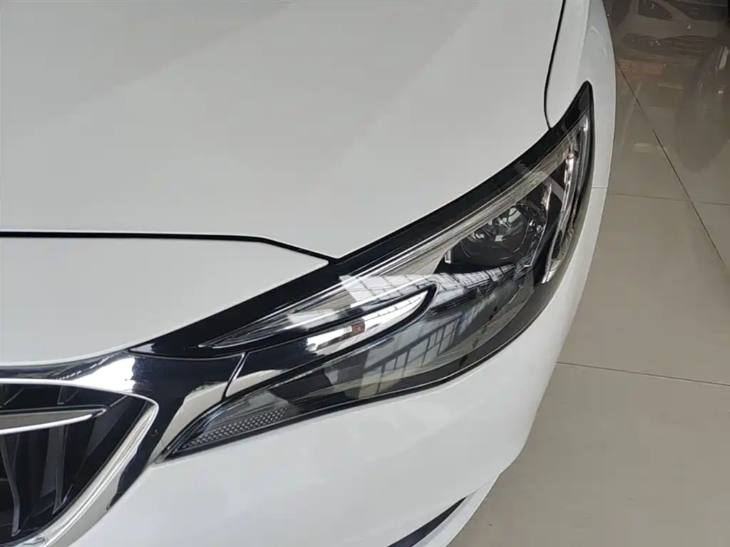 Buick Excelle 2020 — фото 24