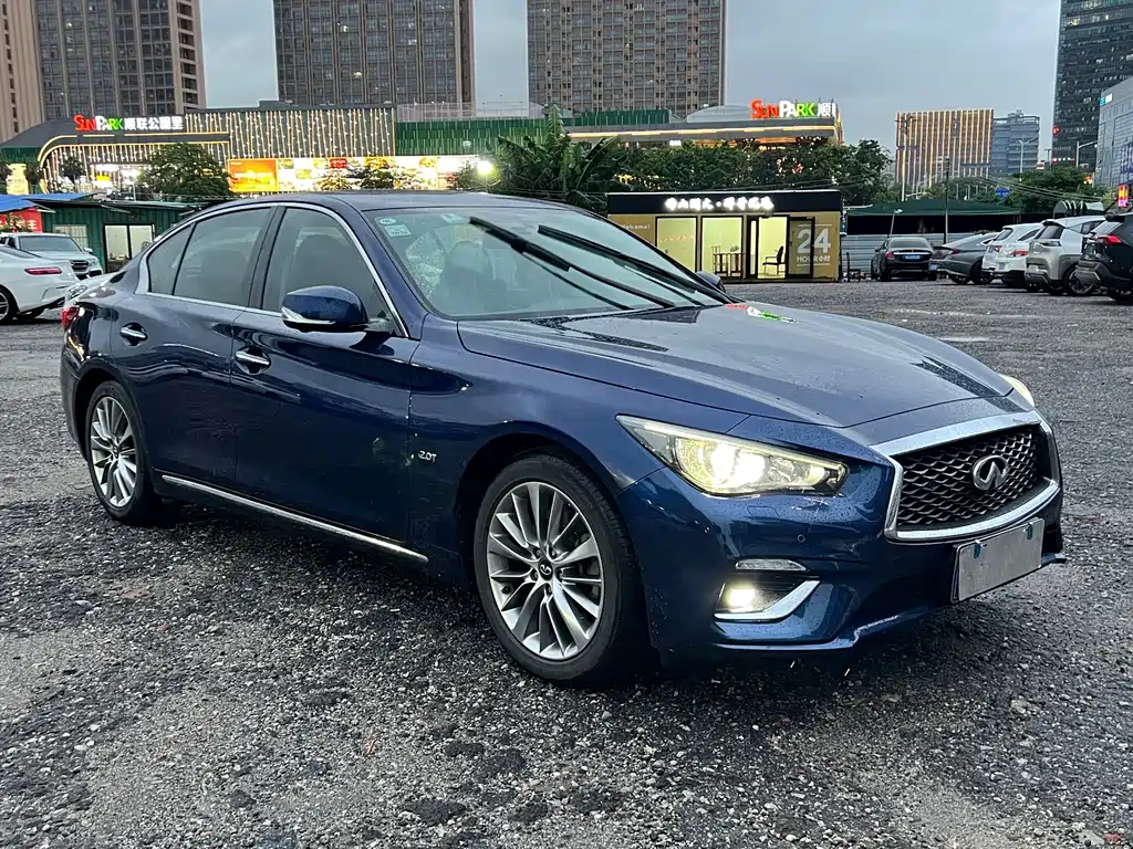 Infiniti Q50L 2018 — фото 2