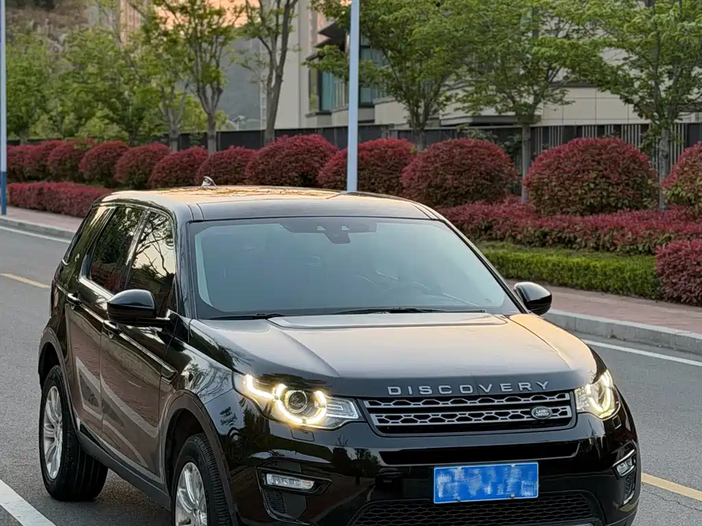 Land Rover Discovery Sport 2019 — фото 3