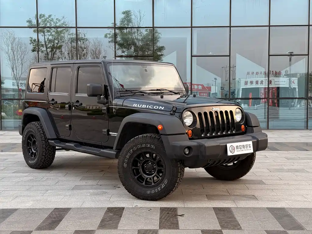 Jeep Wrangler 2012 — фото 2